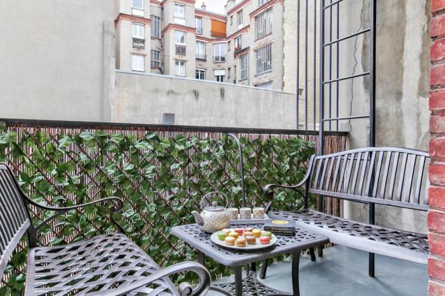 Charming 1Br Apartment With Terrace Le Marais Paris Center Exterior photo